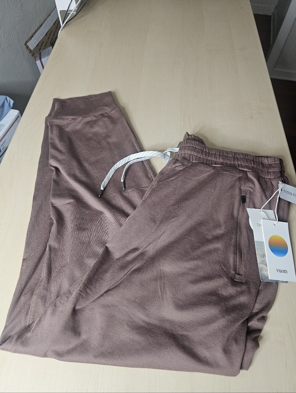 Nwt Vuori Mens Performance Jogger Sz XXL (#10) - Picture 2 of 4